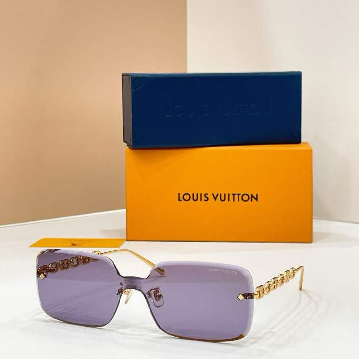 Picture of Louis Vuitton Sunglasses _SKUfw79615918fw